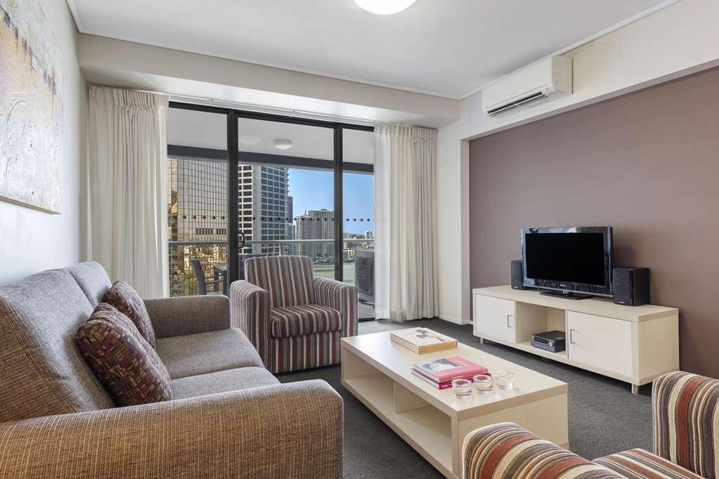 Oaks On Felix Aparthotel 4*